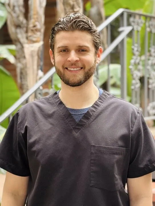 Dr. Ponce image